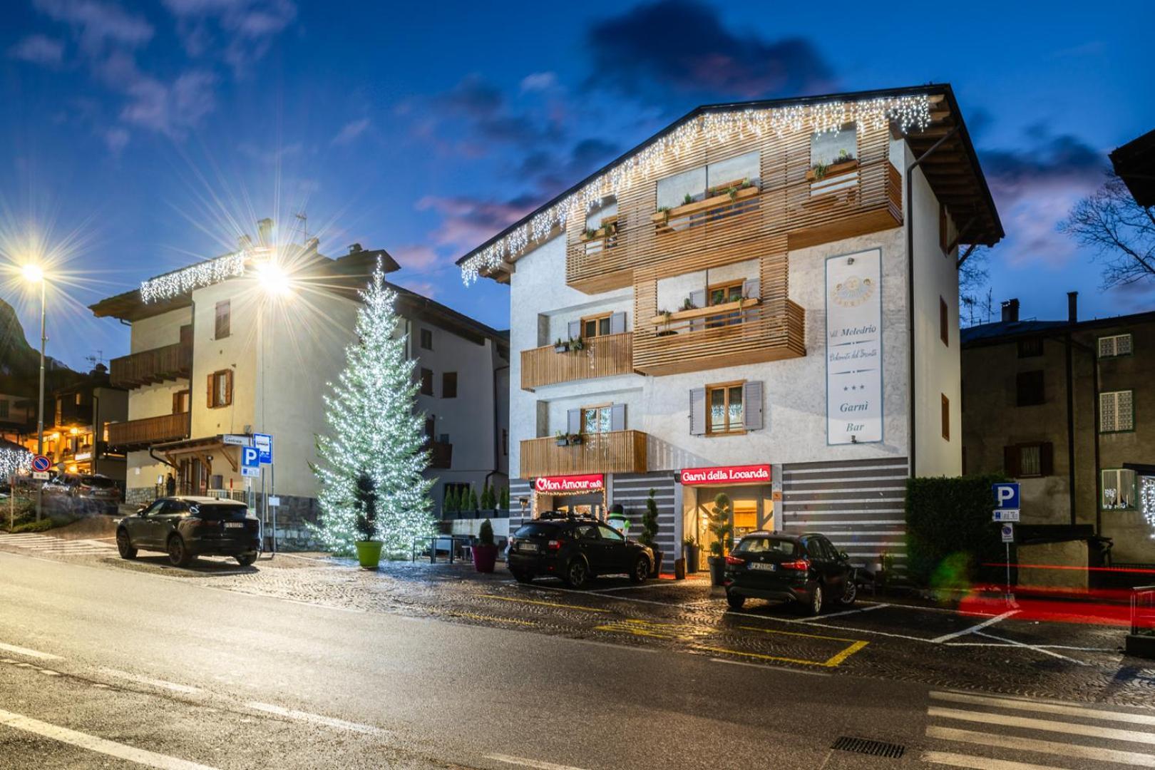 Hotel Diffuso Locanda Elisa Dimaro Luaran gambar
